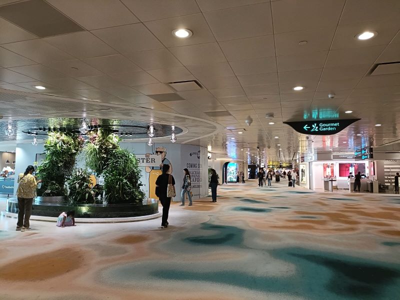 🎸「Hard Rock Cafe」でアメリカンダイニングとロックンロールを体験しよう！🍔 スタッフブログ たびらば[旅LOVER